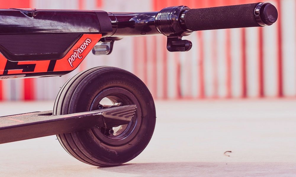 patinete eléctrico plegado