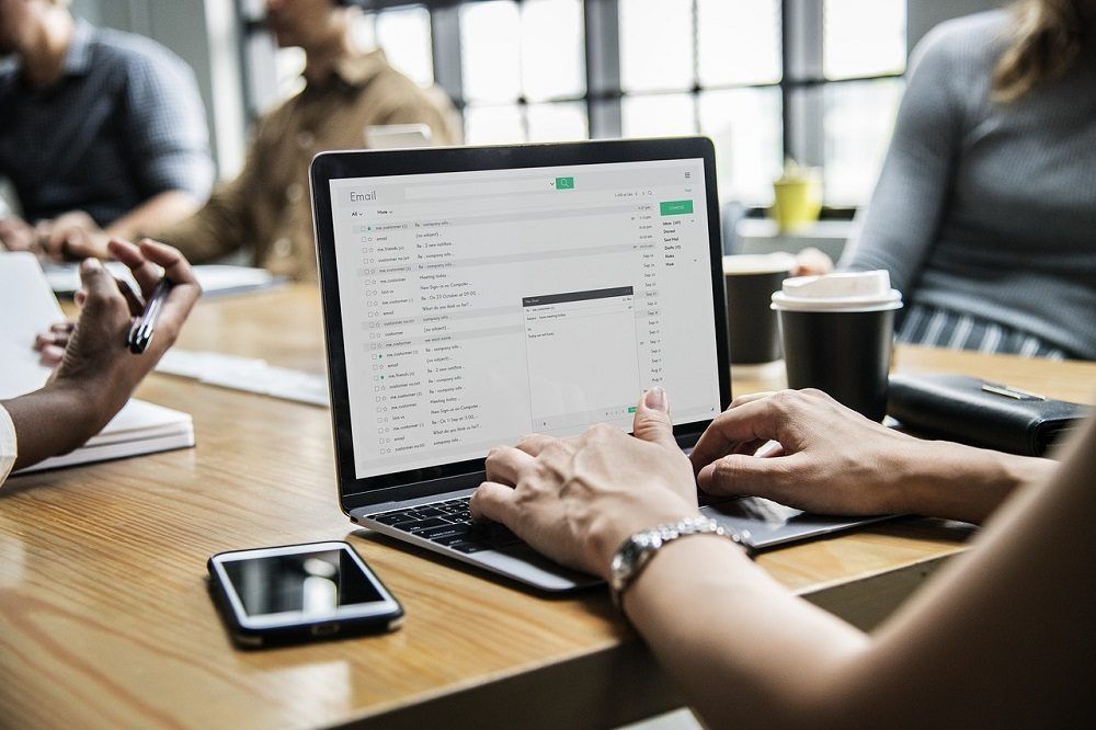 Spark como organizador de correos electrónicos