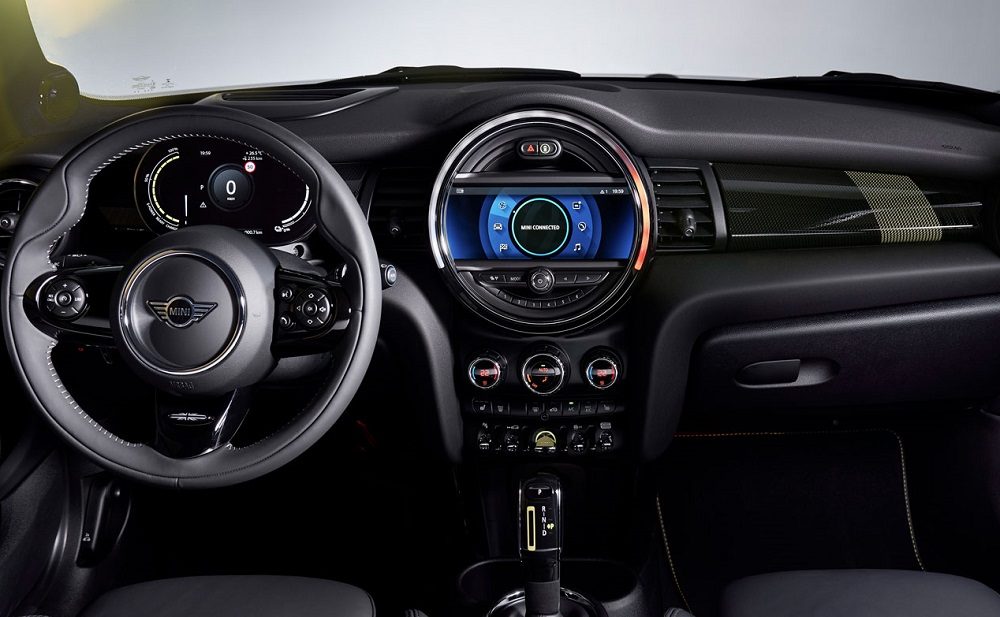 mini cooper SE interior