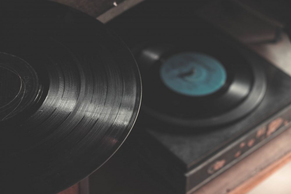 Los vinilos, uno de los Gadgets antiguos que pueden tener una segunda oportunidad