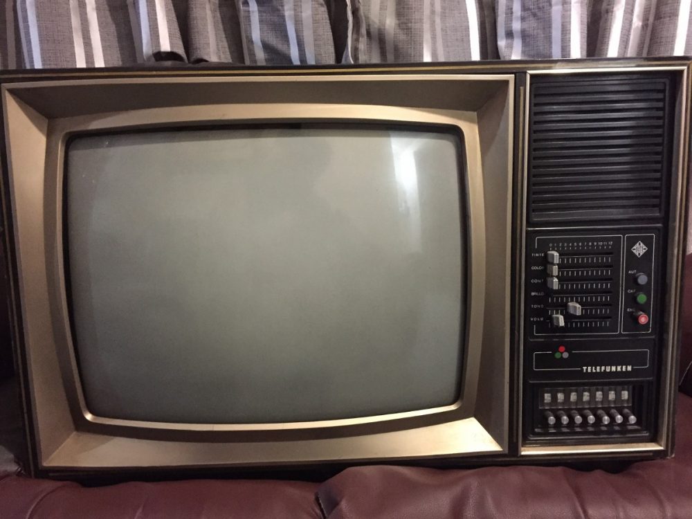 Televisor de tubo