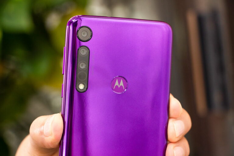 Review del móvil gama media motorola One Macro