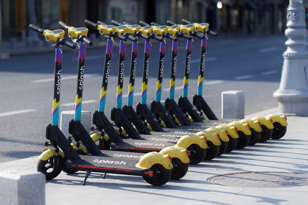 Conoce la normativa patinetes eléctricos DGT 2021